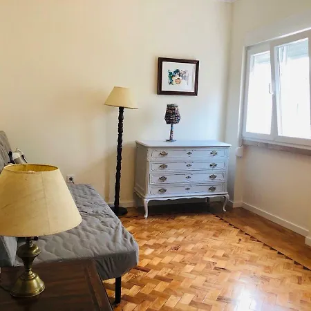 Apartamento Campolide Nest 71 *